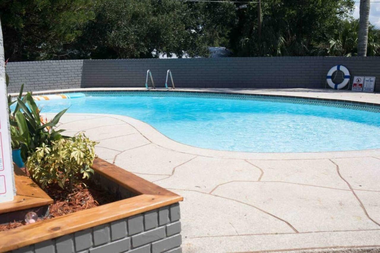 Sunset Oasis Villa Tampa Exterior photo